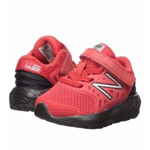 New Balance Toddler Fuel Core Urge V2 Sneaker Red And Black Size 6M US New